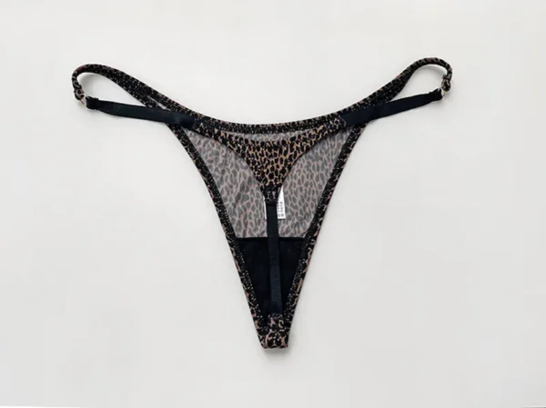 Sexy Seamless Ice Silk Thong Elvaio – 7 Stunning Colors of Softness & Seduction