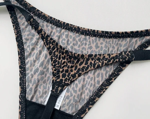 Sexy Seamless Ice Silk Thong Elvaio – 7 Stunning Colors of Softness & Seduction