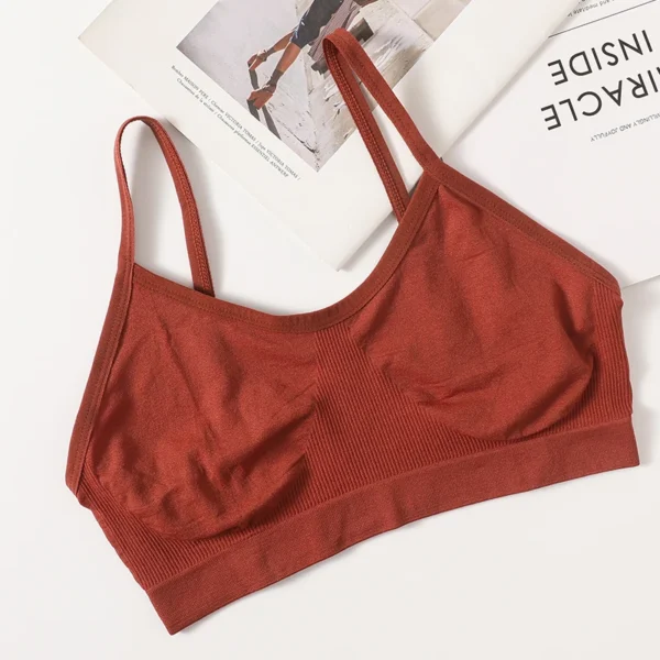 UltraSoft Everyday Top – Delicate Straps, Cloud-Like Comfort Elvaio