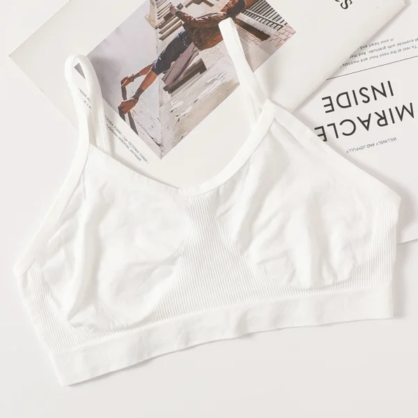 UltraSoft Everyday Top – Delicate Straps, Cloud-Like Comfort Elvaio