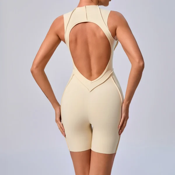 6 Super Colors SculptLite Short Jumpsuit – Seam-Contoured Fit, Luxe Feel, Open-Back Elegance