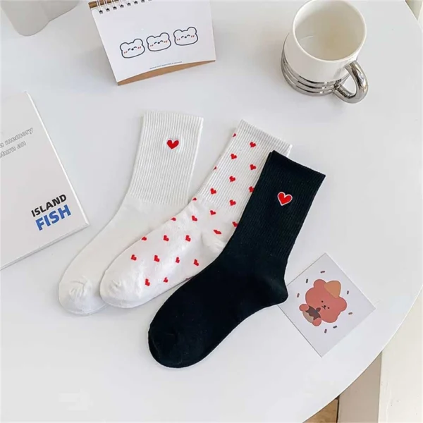 Heart Socks Elvaio – 3 Cute Designs of Comfort & Love