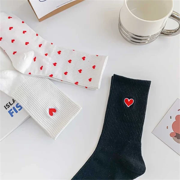 Heart Socks Elvaio – 3 Cute Designs of Comfort & Love