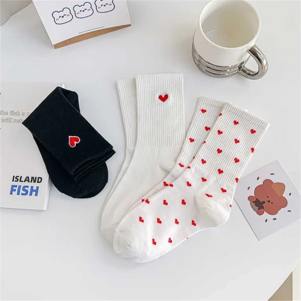 Heart Socks Elvaio – 3 Cute Designs of Comfort & Love